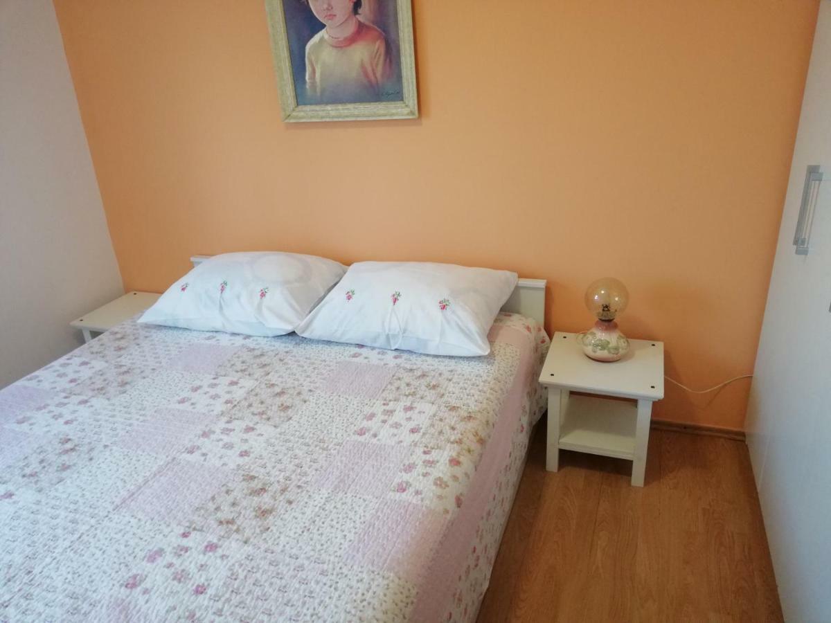 Apartman Ribarić Mali Lošinj Zewnętrze zdjęcie